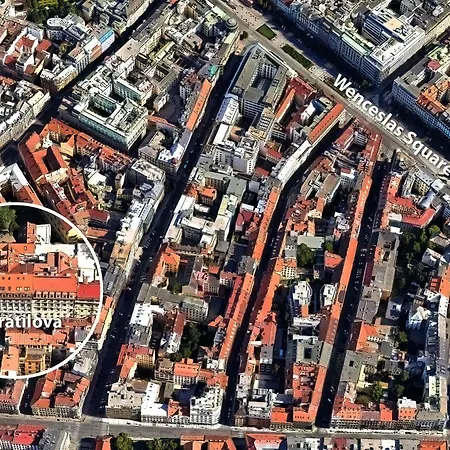 شقة The Wenceslas Loft براغ