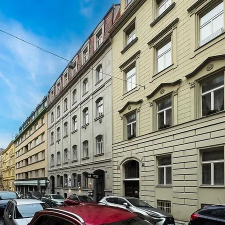 The Wenceslas Loft شقة
